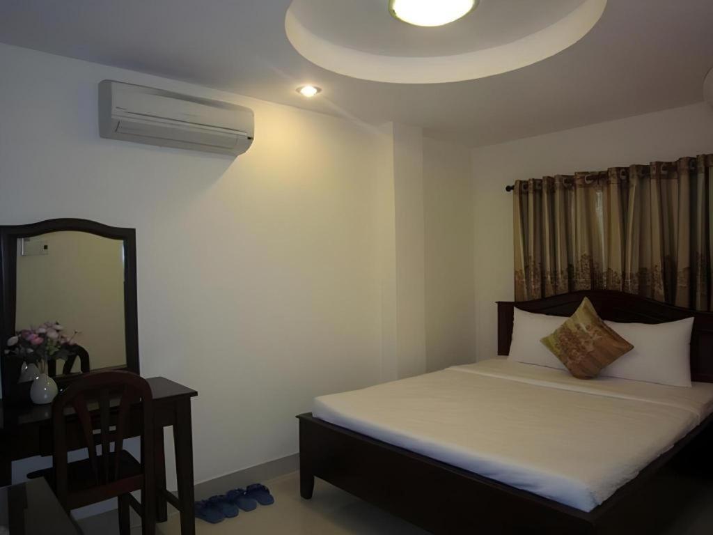 Nui Thanh Hotel Thành Pho Ho Chí Minh Esterno foto