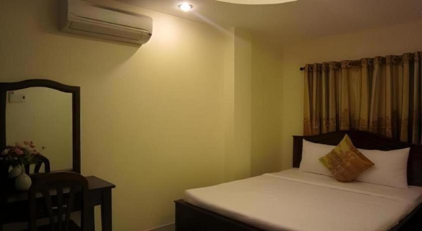 Nui Thanh Hotel Thành Pho Ho Chí Minh Esterno foto