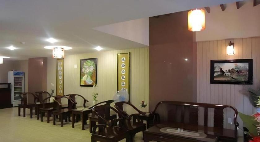 Nui Thanh Hotel Thành Pho Ho Chí Minh Esterno foto
