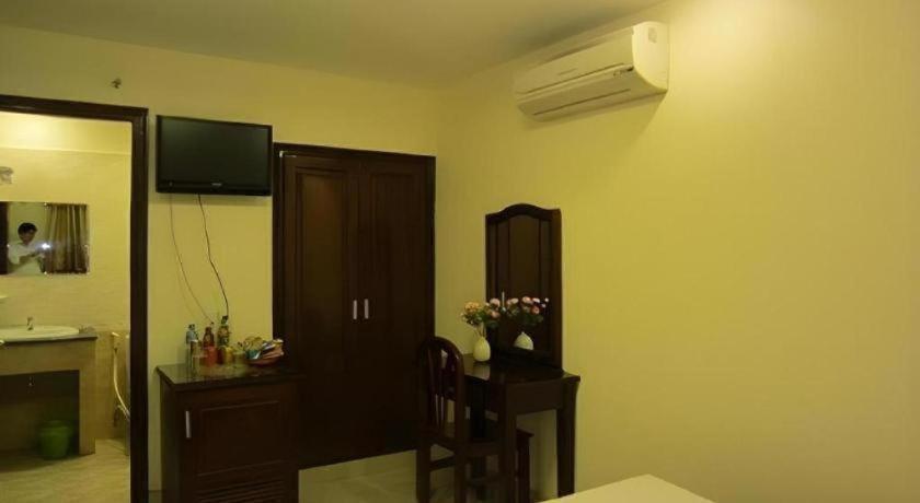 Nui Thanh Hotel Thành Pho Ho Chí Minh Esterno foto