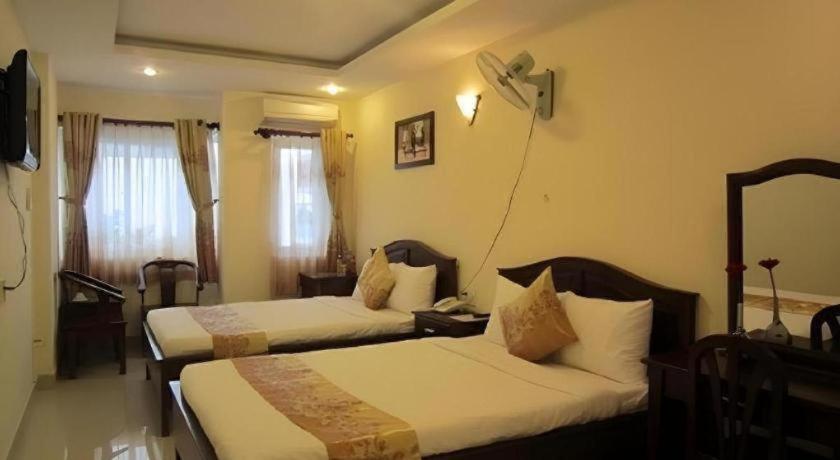 Nui Thanh Hotel Thành Pho Ho Chí Minh Esterno foto